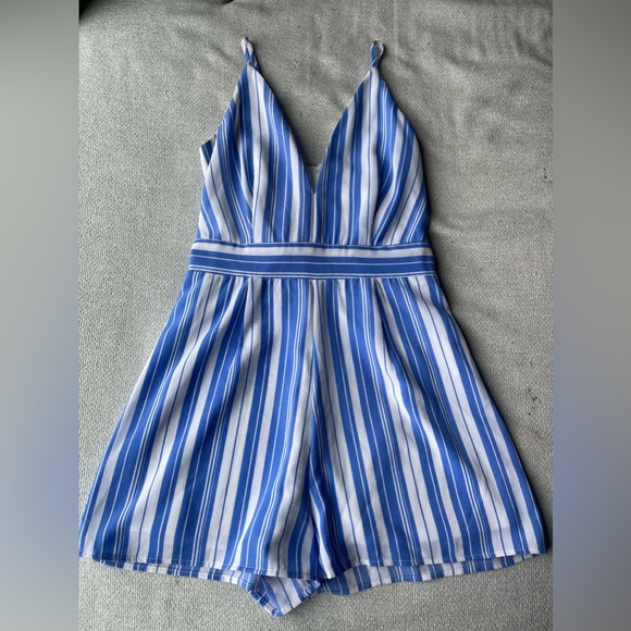 Gianni Bini Blue and White Striped Romper | Women’s Size Small - Picture 6 of 10